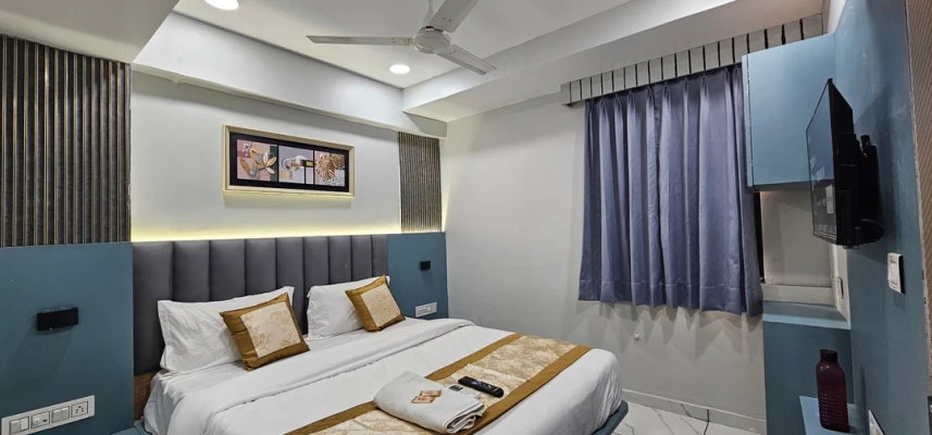 unmarried couple friendly hotels in hotel maan palace ahmedabad