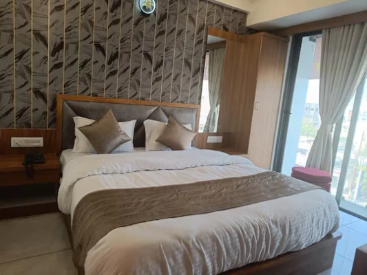 hourly hotel in hotel maple town ahmedabad