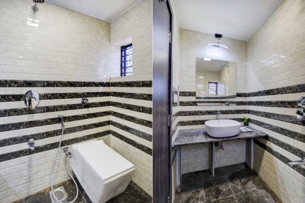 hotel with banquet hall in shahibagh, ahmedabad - hotel namaste inn