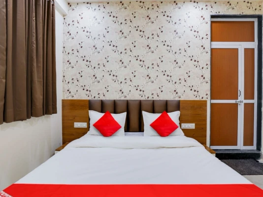 hotel room booking in shahibagh, ahmedabad - hotel namaste inn