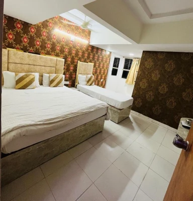 hotel with bar in shahibagh, ahmedabad - hotel namaste inn
