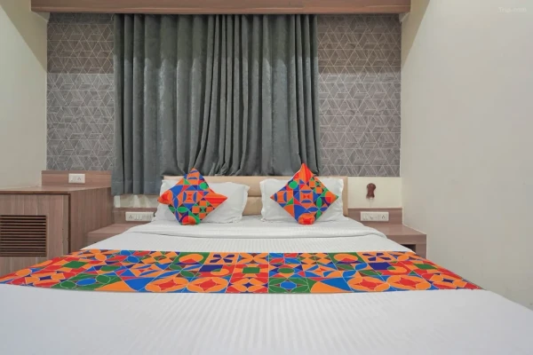 hotel with bar in anand nagar, ahmedabad - hotel new empire