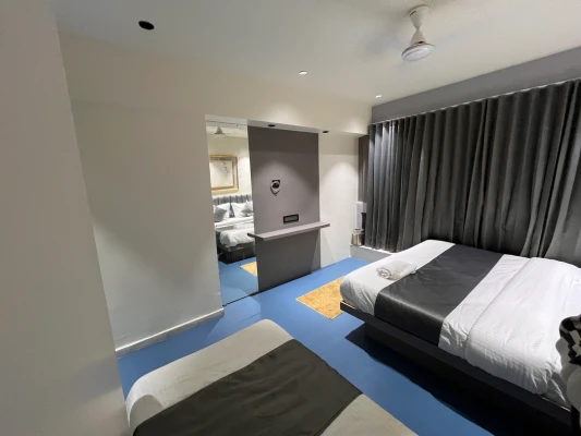 star hotels in hotel nr inn ahmedabad