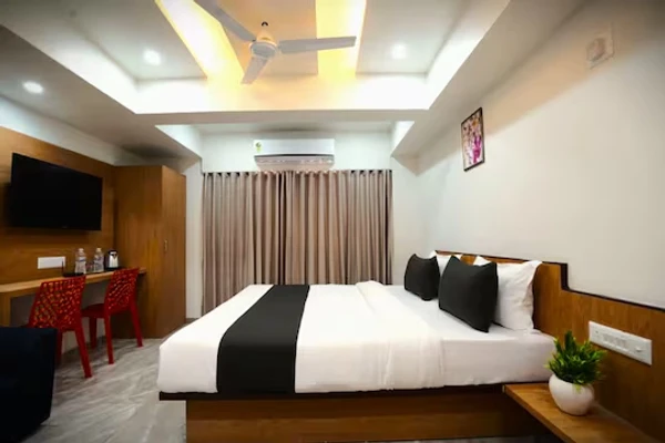 hotel with gym in naranpura, ahmedabad - hotel orange tree