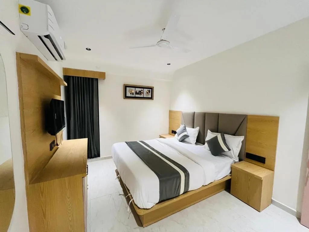 best couple hotels in hotel pacific empire ahmedabad