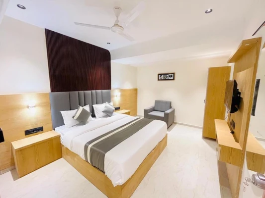 best 5 star hotels in hotel pacific empire ahmedabad
