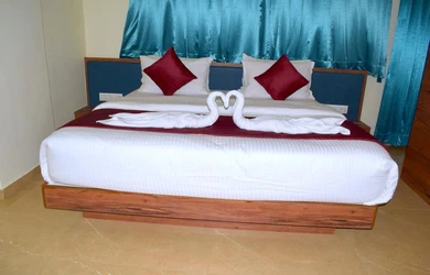hotels for few hours in hotel privilege villa ahmedabad