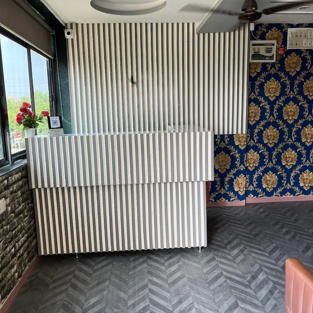 hourly stay in hotel radhe kudasan ahmedabad