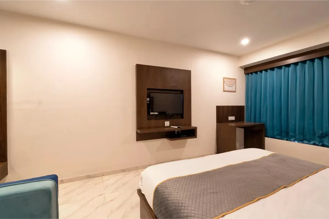 3 star hotel in naroda, ahmedabad - hotel royal 24