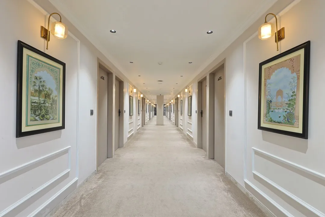 best hourly hotels in hotel royal time ahmedabad