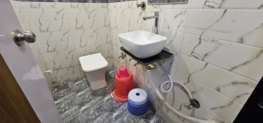 luxury hotel in hotel royal view ahmedabad