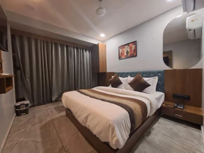 hotel with gym in sardarpatel nagar, ahmedabad - hotel royal villa