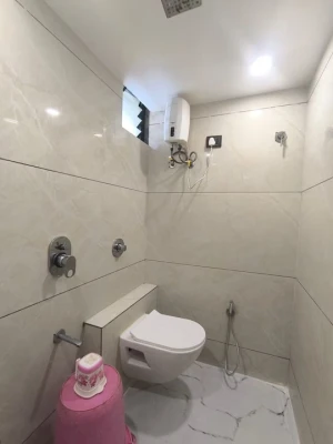 hotel with bar in sardarpatel nagar, ahmedabad - hotel royal villa