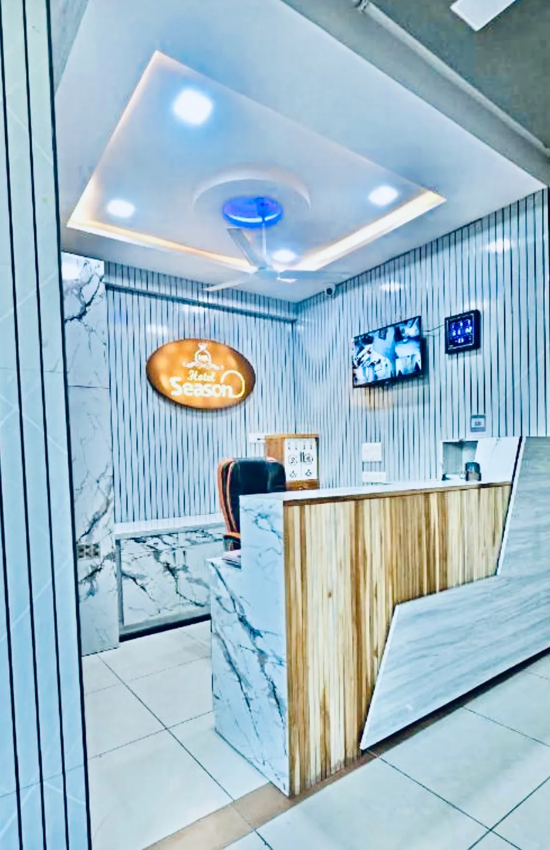 couple friendly hotels in hotel season ahmedabad