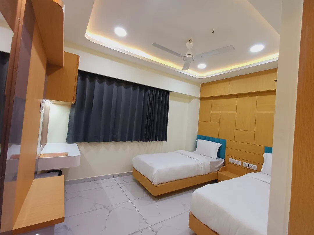 best hotel in hotel shivalik inn ahmedabad