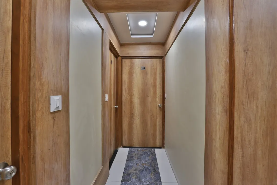 best 24 hours check in hotels in hotel shreenath ahmedabad