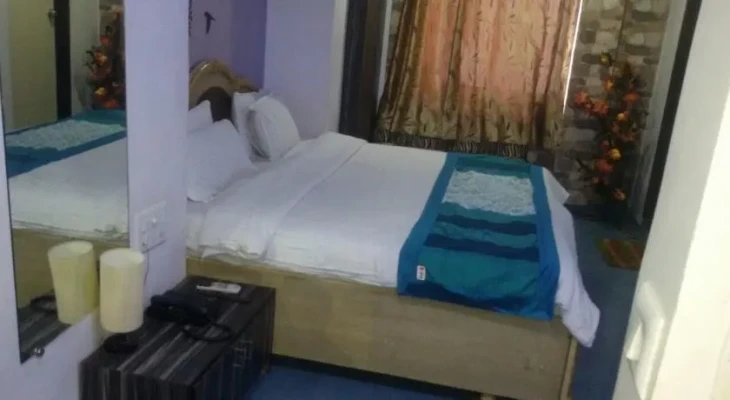 hotel near ahmedabad railway station - hotel signature