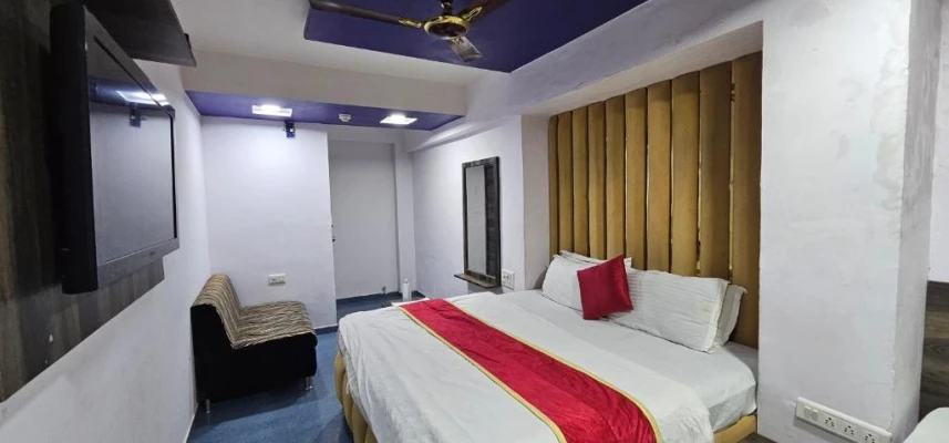 family hotel with pool in char rasta, ahmedabad - hotel signature