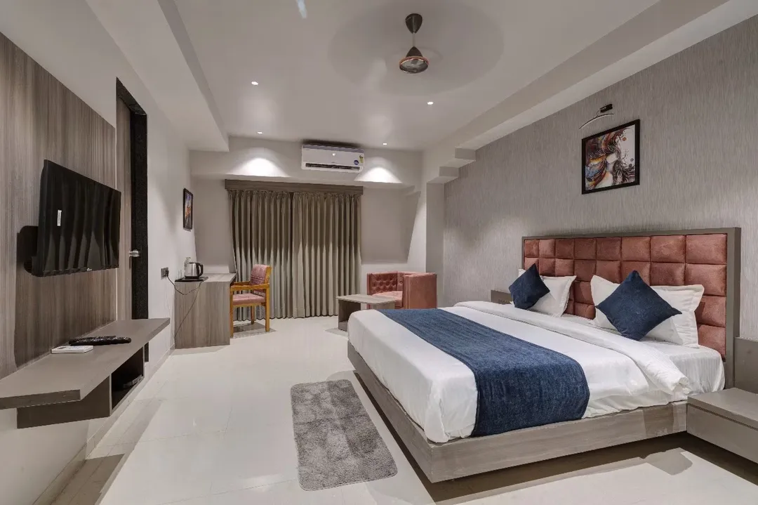 corporate offsite hotels in hotel sparsh divine ahmedabad