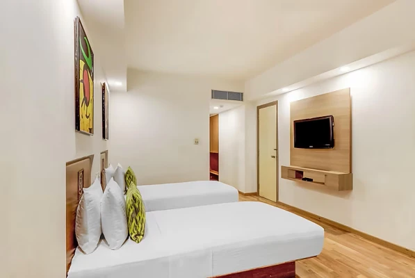 hotel near ahmedabad airport - lemon tree hotel ahmedabad