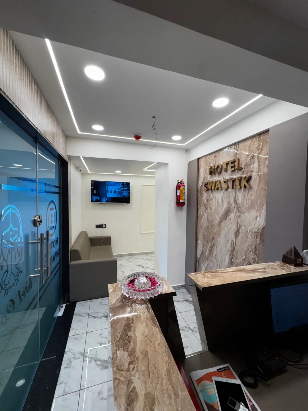 hotels for couple in swastik hotel ahmedabad