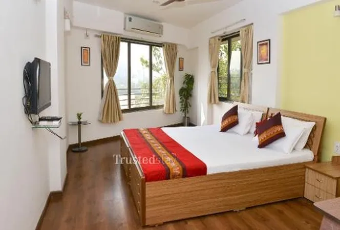 service apartment for couples in ellisbridge, ahmedabad - trusted stay plot no 53 ellisbridge
