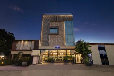 hotel with free parking in karunalaya and arg city, ajmer - keys lite by lemon tree hotels ajmer