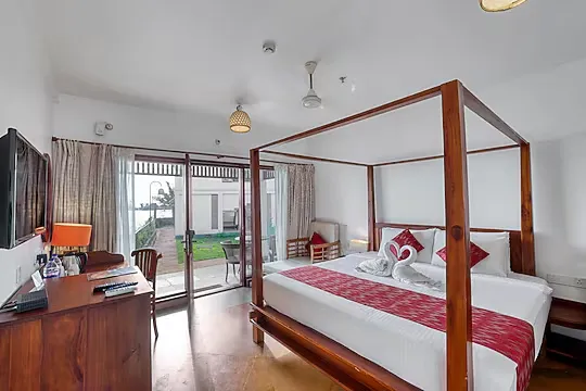 hotel with gym in thottuvathala, alappuzha - alaya stays paloma backwater resorts alleppey