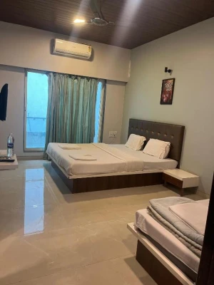 hotel with swimming pool in nagaon, alibag - fortune resort