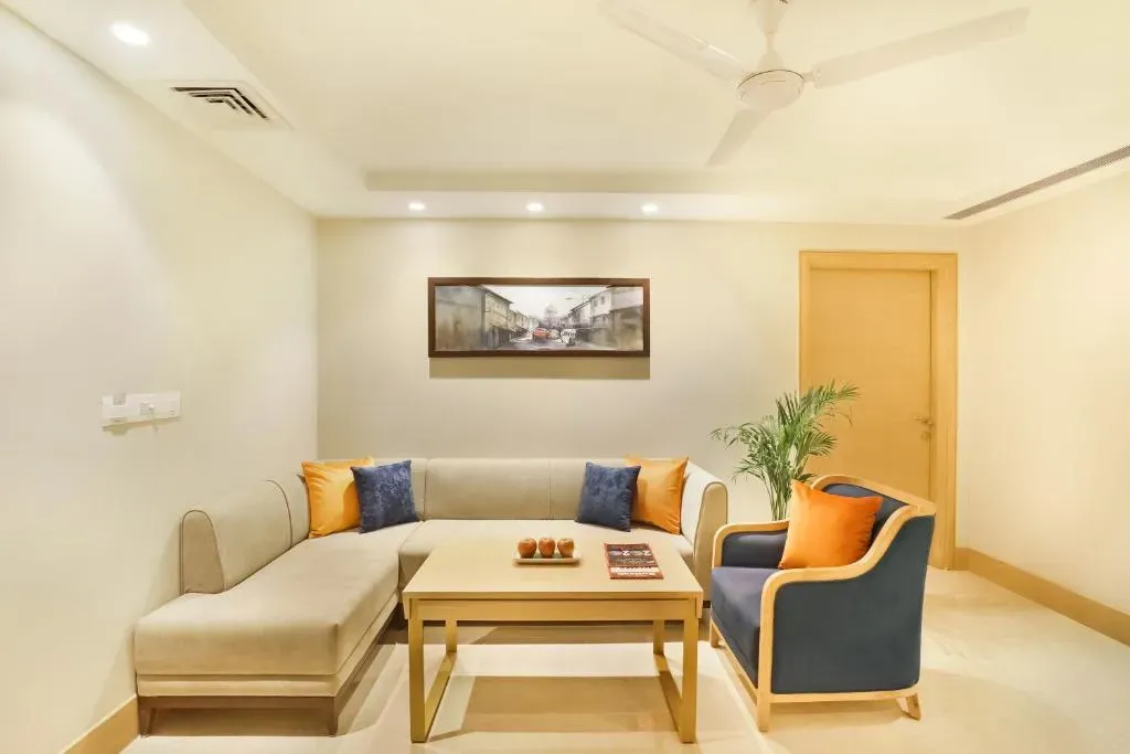 budget hotel in marris road, aligarh - lemon tree hotel aligarh