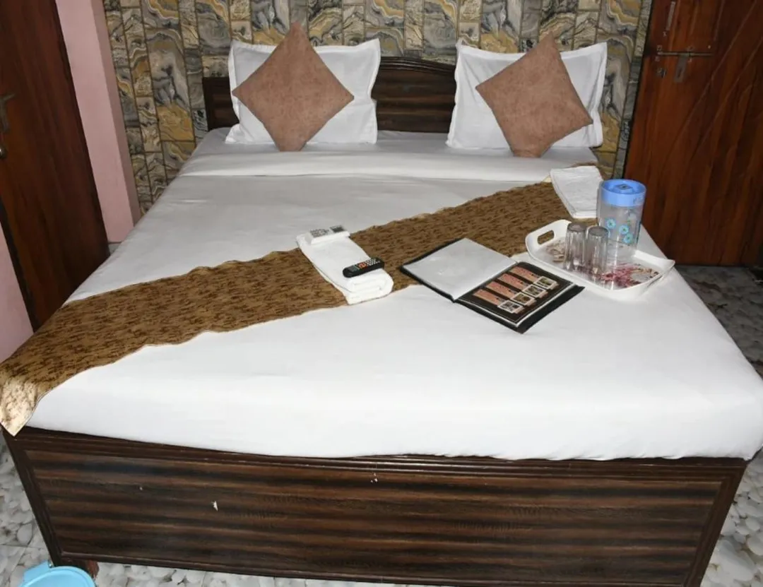 cheap and best hotels in hotel shree krishna inn allahabad