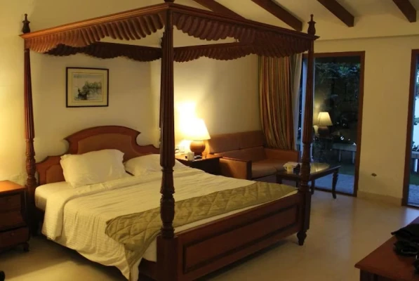 hotel with gym in kayippuram, alleppey - lemon tree vembanad lake resort kerala