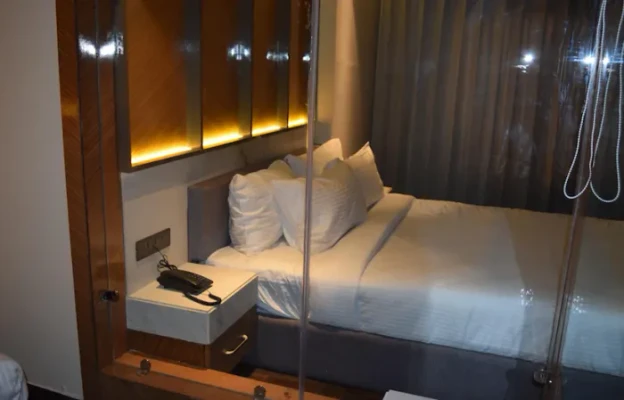 Hotel with swimming pool in hall bazar, amritsar - amritara kirpa