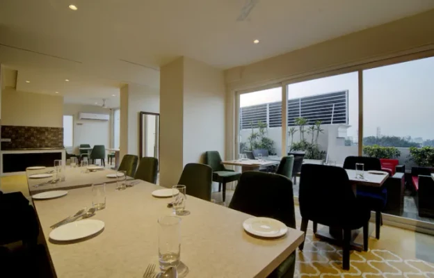 Hotel with free parking in hall gate, amritsar - amritara sadka