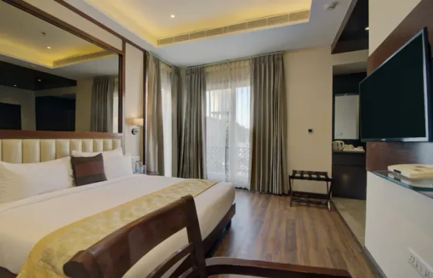 Hotel with gym in hall gate, amritsar - amritara sadka