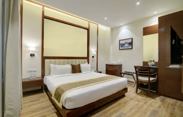 Hotel with gym in hall gate, amritsar - amritara sadka
