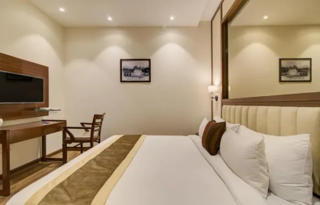 jacuzzi Hotel in hall gate, amritsar - amritara sadka