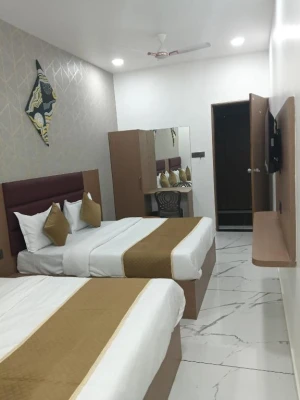 best hourly hotels in hotel rose prime anand