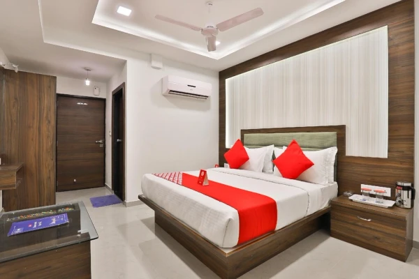v v nagar, anand hotel booking - hotel royal inn