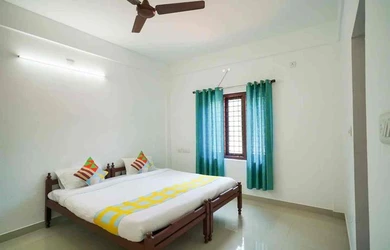 Homestay for Lowest Price in kavaraparambu, angamaly - elegant home