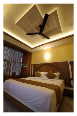 hotel with bar in vettilappara, athirappilly - hydel palace athirappilly by bestinn leisure