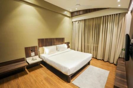 hotel with party hall in waluj, aurangabad - spree hotel aurangabad