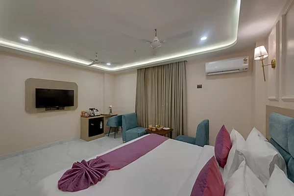 hotel in ranopali, ayodhya for family - click collection ayodhya