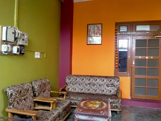 hotel with gym in ranopali, ayodhya - shri raghupati guest house