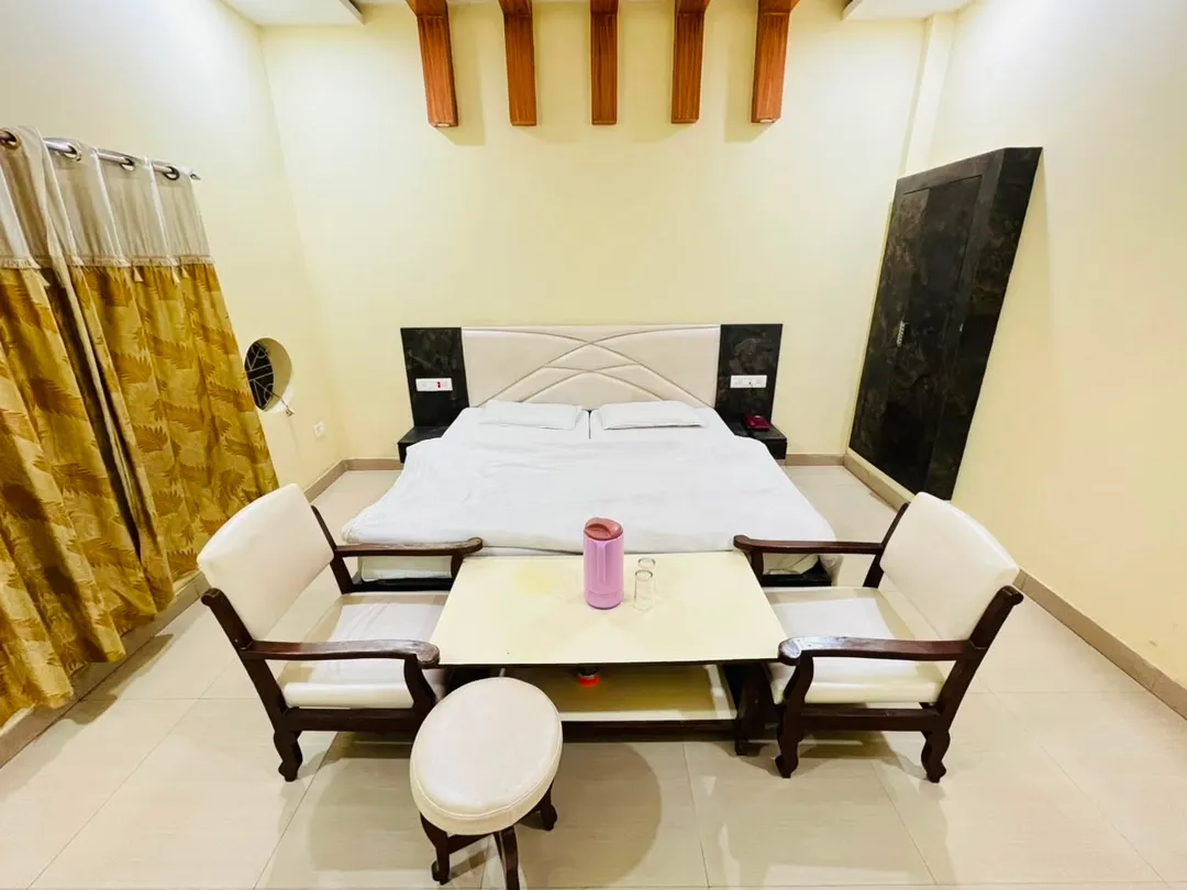 hotel with swimming pool in new colony, ayodhya - shri ram hotel
