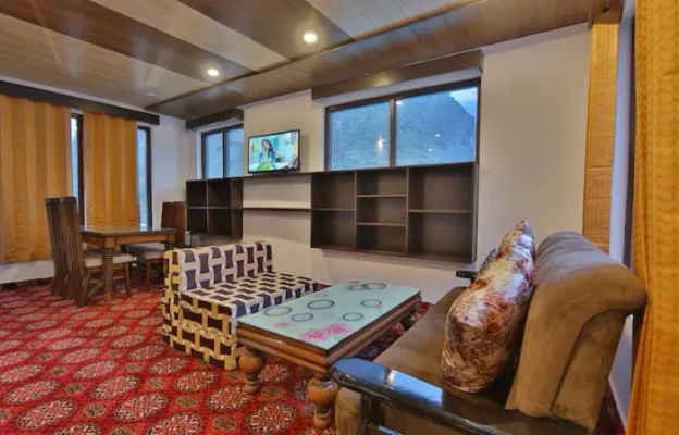Hotel in badrinath road, badrinath for family - amritara the avadh