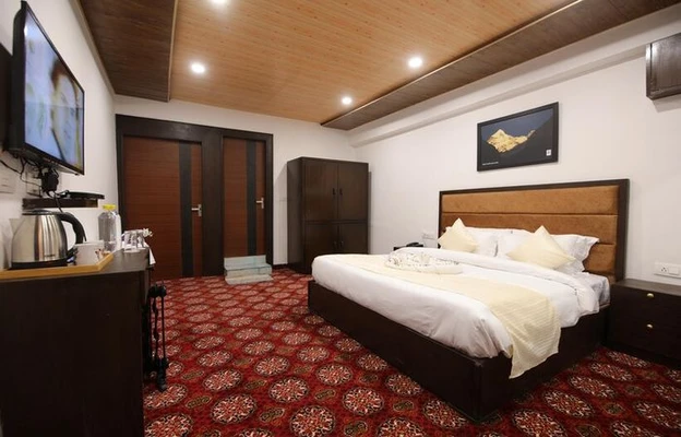 Hotel with gym in badrinath road, badrinath - amritara the avadh