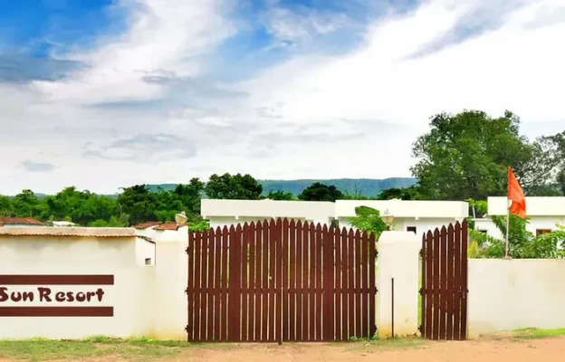 holiday resort in tala, bandhavgarh - The Sun Resort