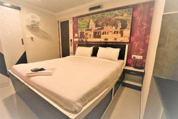 hotel in jp nagar, bangalore for couples - 4 season suites jp nagar