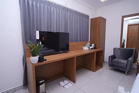 hotels for unmarried couples in 69th heaven hotel bangalore